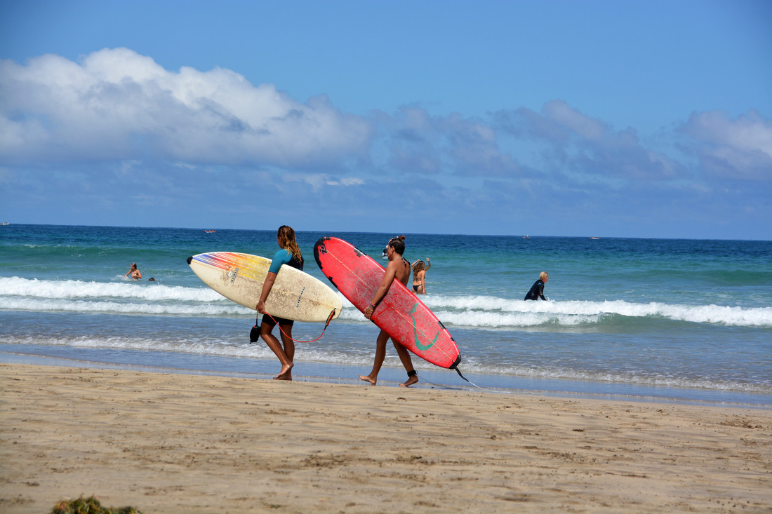 RS14135_AdobeStock_72525082_Surfstrände_von uzkiland-scr